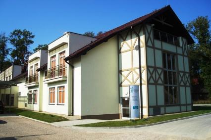 BUILDING AN ORTHOPAEDIC CLINIC IN CRACOW